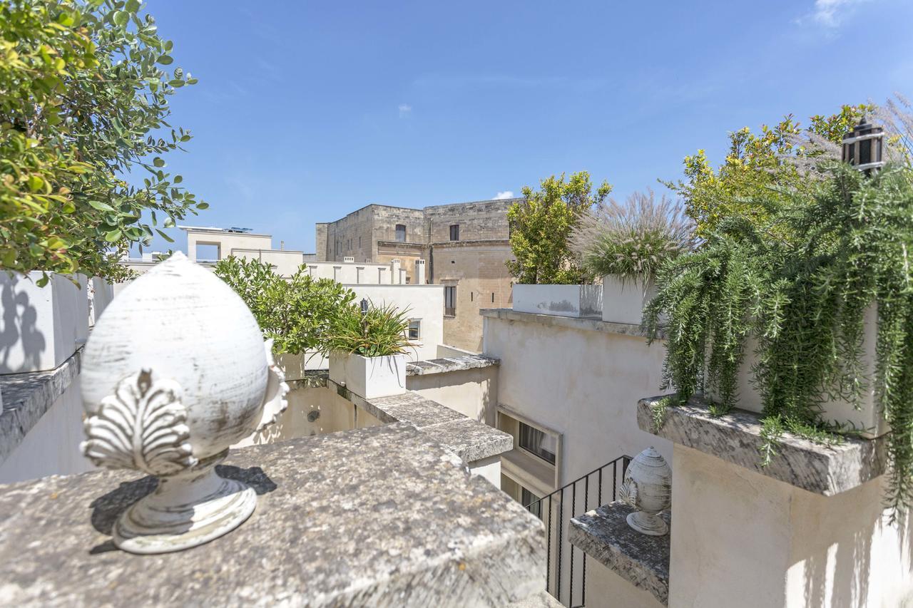 La Loggia Dei Rayno Bed & Breakfast Lecce Bagian luar foto